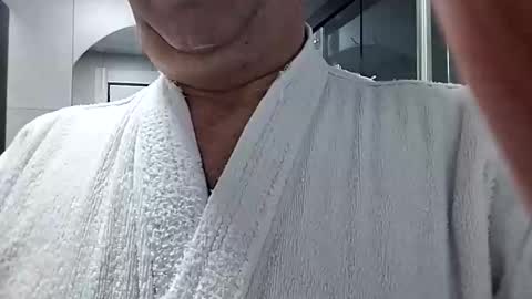 Big Head Cock online show from April 1, 2026, 6:03 am