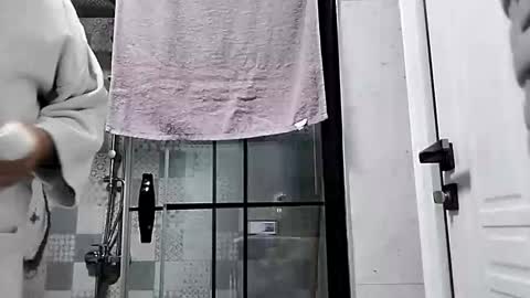 Big Head Cock online show from April 6, 2026, 5:52 am