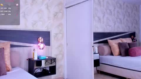 Travis online show from November 21, 2025, 1:48 am