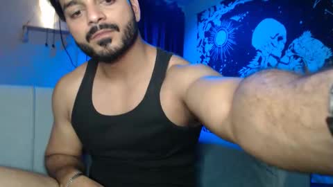 travisandnina online show from February 22, 2026, 8:40 pm