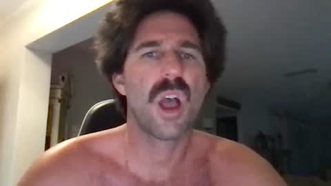 TravisKenn online show from October 14, 2025, 11:33 am