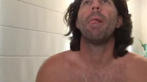 TravisKenn online show from June 1, 2026, 6:42 pm