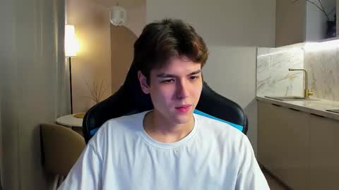 travisrivas online show from September 10, 2025, 6:30 pm