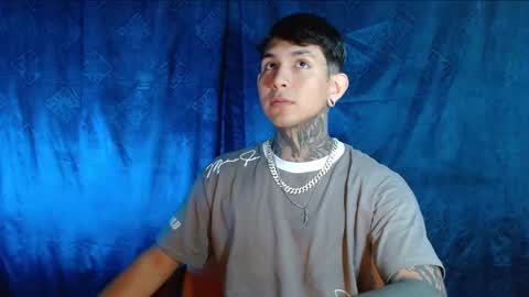 Snapshot of travistanner28 chatting on December 25, 2024, 7:02 pm TRAV - INDEPENDENT MODEL online show from December 25, 2024, 7:02 pm