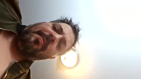 Snapshot of traxxxman1 chatting on September 29, 2025, 2:49 am traxxxman1 online show from September 29, 2025, 2:49 am