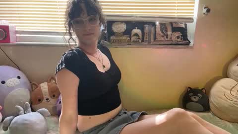 treecups online show from March 28, 2026, 8:41 pm