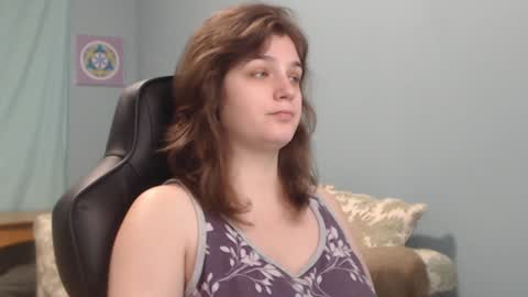 TreeJeanne online show from December 10, 2024, 7:58 am