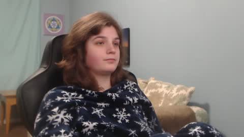 TreeJeanne online show from December 13, 2024, 4:05 pm