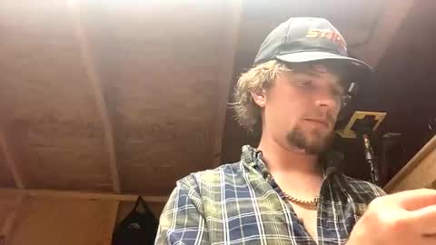 treeman817 online show from March 9, 2026, 1:20 am