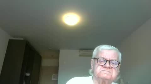 trekbeestje online show from December 15, 2025, 8:40 am