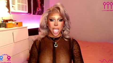 Jade online show from June 23, 2026, 4:38 pm