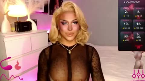 Jade online show from August 4, 2026, 3:10 am