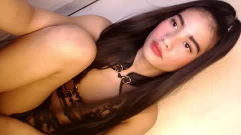 STEPHANiE online show from January 8, 2026, 12:57 am