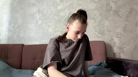 Tina online show from April 25, 2026, 6:16 am