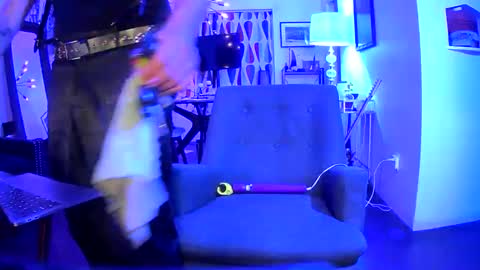 Snapshot of trent_pounder chatting on December 6, 2024, 8:37 am Trent Pounder online show from December 6, 2024, 8:37 am