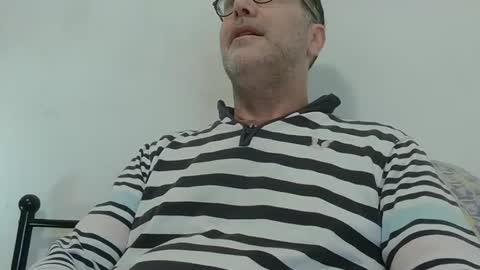 Snapshot of trevido4u chatting on January 26, 2025, 10:02 am trevido4u online show from January 26, 2025, 10:02 am