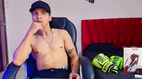 Snapshot of trevor_belmon chatting on September 20, 2025, 5:41 am Trevor Belmon online show from September 20, 2025, 5:41 am