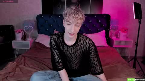 TrevorBenson online show from November 6, 2025, 3:18 am