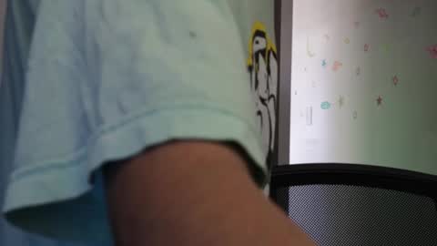 Snapshot of trieone chatting on January 18, 2026, 3:16 pm - trieone online show from January 18, 2026, 3:16 pm