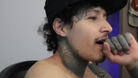 Snapshot of trieone chatting on January 31, 2026, 10:52 pm - trieone online show from January 31, 2026, 10:52 pm