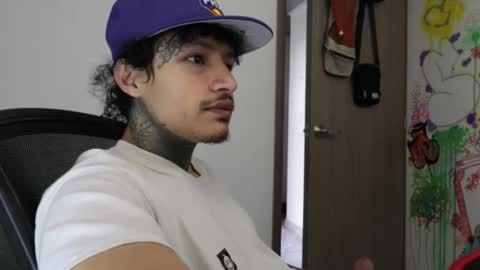 Snapshot of trieone chatting on February 3, 2026, 3:17 pm - trieone online show from February 3, 2026, 3:17 pm