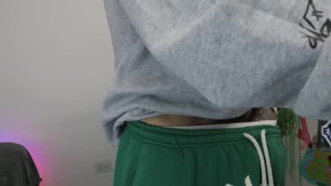 Snapshot of trieone chatting on February 17, 2026, 1:51 pm - trieone online show from February 17, 2026, 1:51 pm