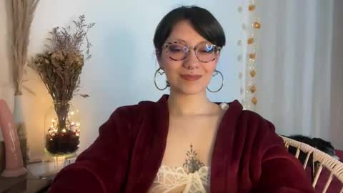 Snapshot of trinitysecrets chatting on November 16, 2025, 5:29 pm trinitysecrets online show from November 16, 2025, 5:29 pm