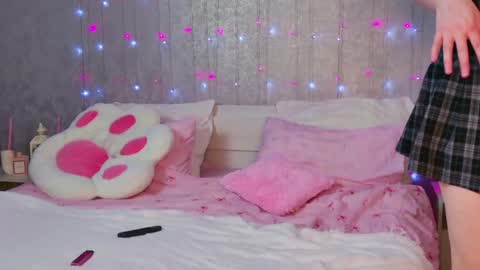 Snapshot of trinnitysweet chatting on March 8, 2026, 2:21 pm Luna online show from March 8, 2026, 2:21 pm