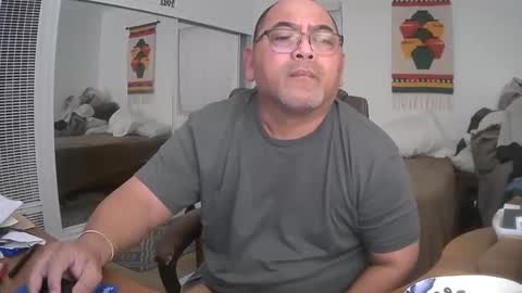 trinsterx online show from February 12, 2025, 5:37 am