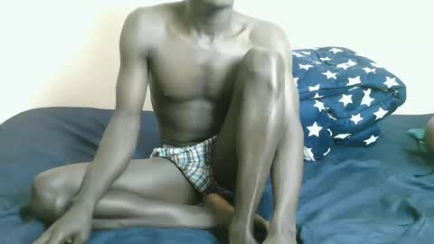 Snapshot of trisbaby3 chatting on February 15, 2026, 5:59 am Tris6 online show from February 15, 2026, 5:59 am