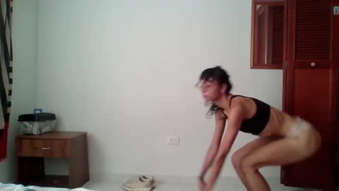 Snapshot of trisha_miller chatting on October 6, 2025, 4:37 pm Trisha Miller online show from October 6, 2025, 4:37 pm