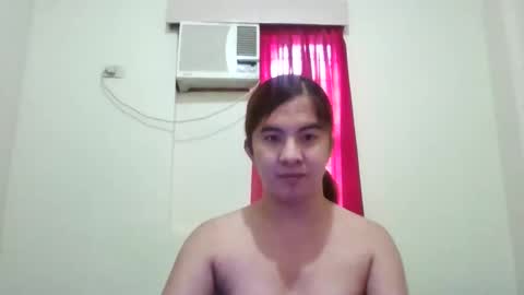 Snapshot of trishahotfucker26 chatting on December 4, 2025, 8:23 am trishahotfucker26 online show from December 4, 2025, 8:23 am