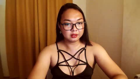 trisha online show from November 18, 2025, 10:52 am