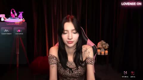 Snapshot of trix_void chatting on November 13, 2025, 10:25 am trix_void online show from November 13, 2025, 10:25 am