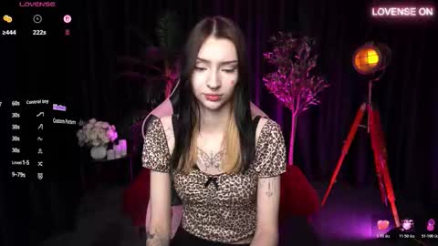 Snapshot of trix_void chatting on February 3, 2026, 11:37 am trix_void online show from February 3, 2026, 11:37 am