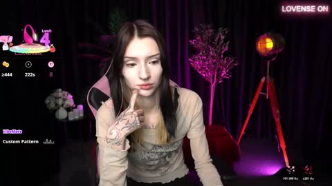 Snapshot of trix_void chatting on February 13, 2026, 11:28 am trix_void online show from February 13, 2026, 11:28 am