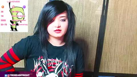 Snapshot of trixiedoescamcam chatting on September 30, 2025, 3:28 pm trixiedoescamcam online show from September 30, 2025, 3:28 pm