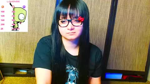 Snapshot of trixiedoescamcam chatting on October 16, 2025, 1:06 am trixiedoescamcam online show from October 16, 2025, 1:06 am