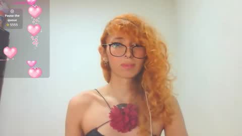 Snapshot of trixy_roses chatting on November 17, 2025, 5:41 pm Trixy Rose online show from November 17, 2025, 5:41 pm