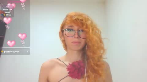 Snapshot of trixy_roses chatting on November 22, 2025, 5:45 pm Trixy Rose online show from November 22, 2025, 5:45 pm