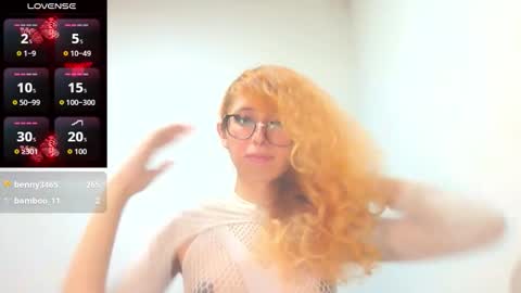 Snapshot of trixy_roses chatting on December 19, 2025, 6:26 pm Trixy Rose online show from December 19, 2025, 6:26 pm