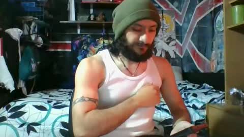 Andrew online show from November 30, 2025, 9:41 pm