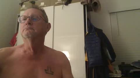 Troffer online show from October 31, 2025, 2:01 am