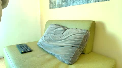 Troy online show from April 6, 2026, 7:59 pm