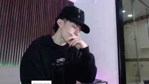 Snapshot of troy_rouge chatting on October 13, 2025, 7:03 pm Troy online show from October 13, 2025, 7:03 pm