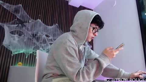 Snapshot of troy_rouge chatting on October 18, 2025, 6:52 pm Troy online show from October 18, 2025, 6:52 pm