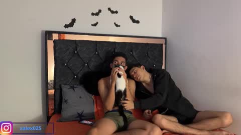 troye_lex online show from November 9, 2025, 9:13 pm