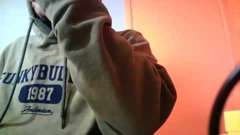 truble_again online show from April 1, 2026, 8:48 am