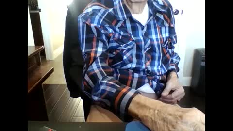 chuck trucker- skp online show from December 27, 2024, 8:39 pm