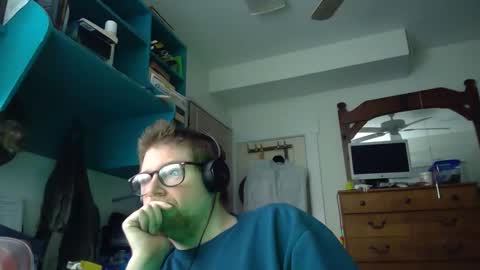 HandicappedLaugher online show from December 13, 2024, 4:33 am